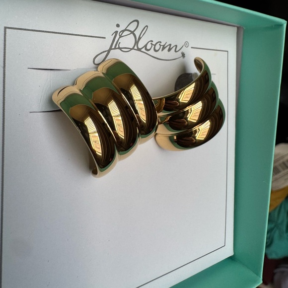 jBloom Isla Gold Hoop Earrings - Picture 1 of 3